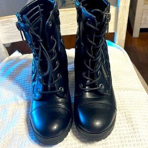 Size 6 1/2 M Rampage side sipper high heel lace up boots.